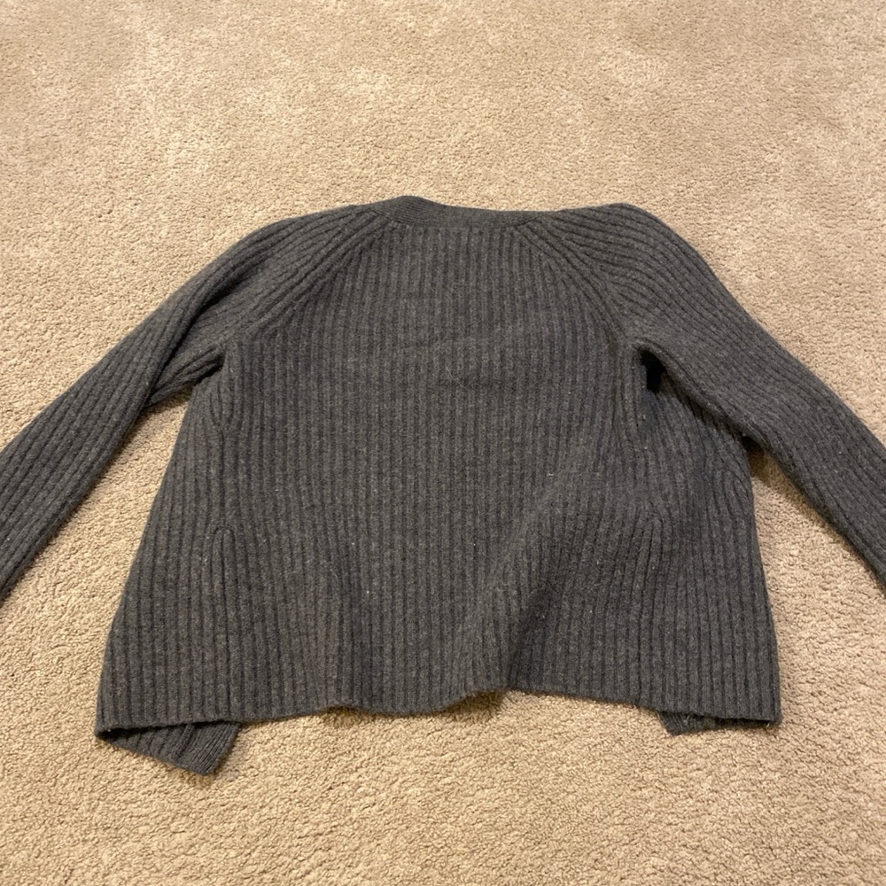 Source Unknown Gray Ribbed Wool Cardigan - Picture 2 of 3